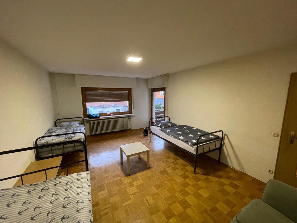 Bonn-Beuel Zentrale Ferienwohnung Mit Parkplaetzen Exterior photo